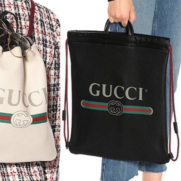 Authentic Gucci drawstring leather backpack in black - Picture 4 of 14